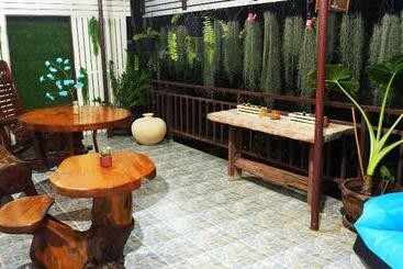 پانسیون Ploynam Homestay