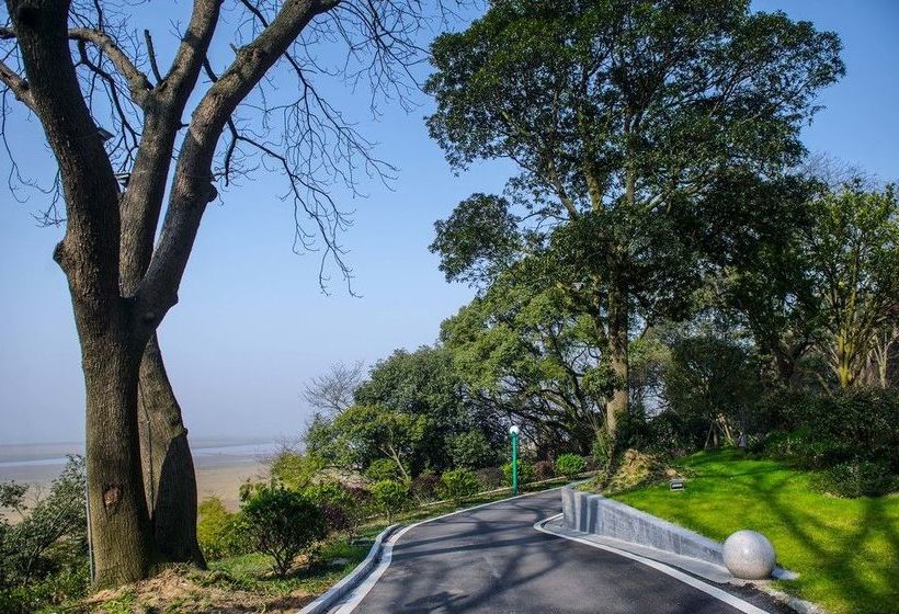 Yueyang Junshan Island Narada & Resort