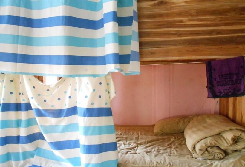 Cheng Backpacker Hostel Boun Ngin