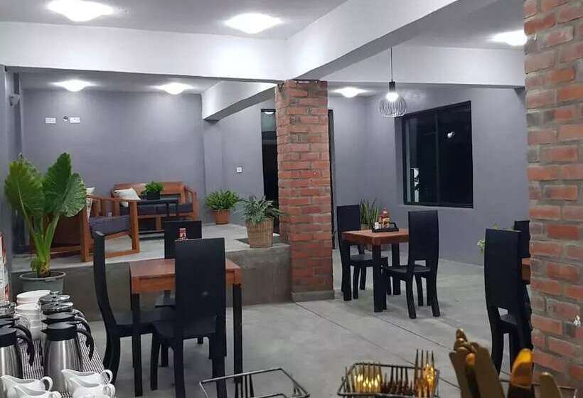 تختخواب و صبحانه Chinyonga Guesthouse