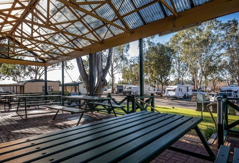 هتل Big4 Mannum Holiday Park