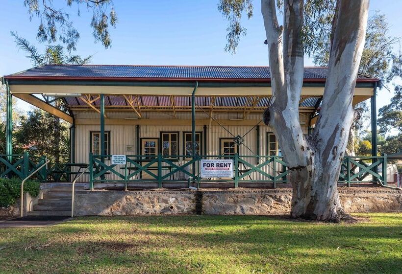 هتل Big4 Mannum Holiday Park