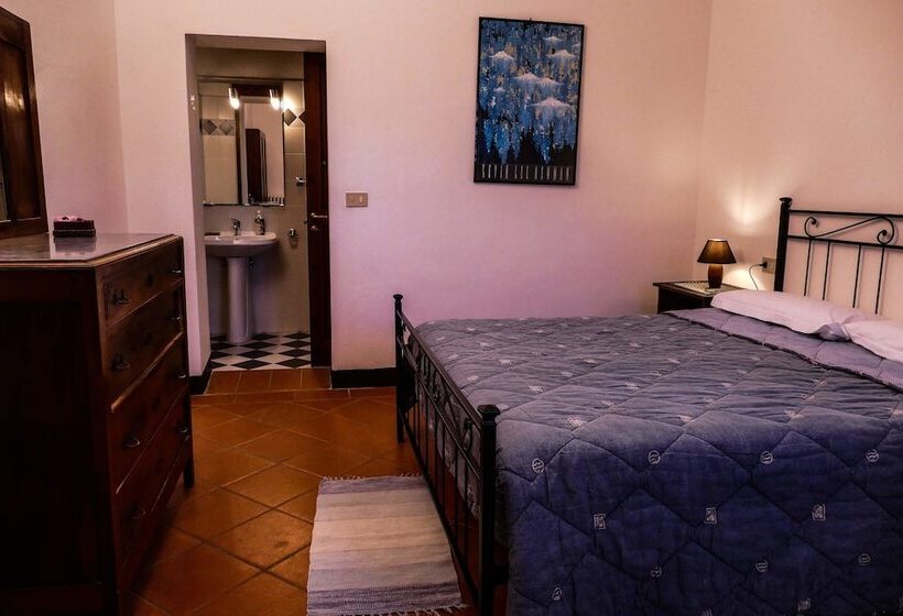 فندق Bio Agriturismo La Ginestra