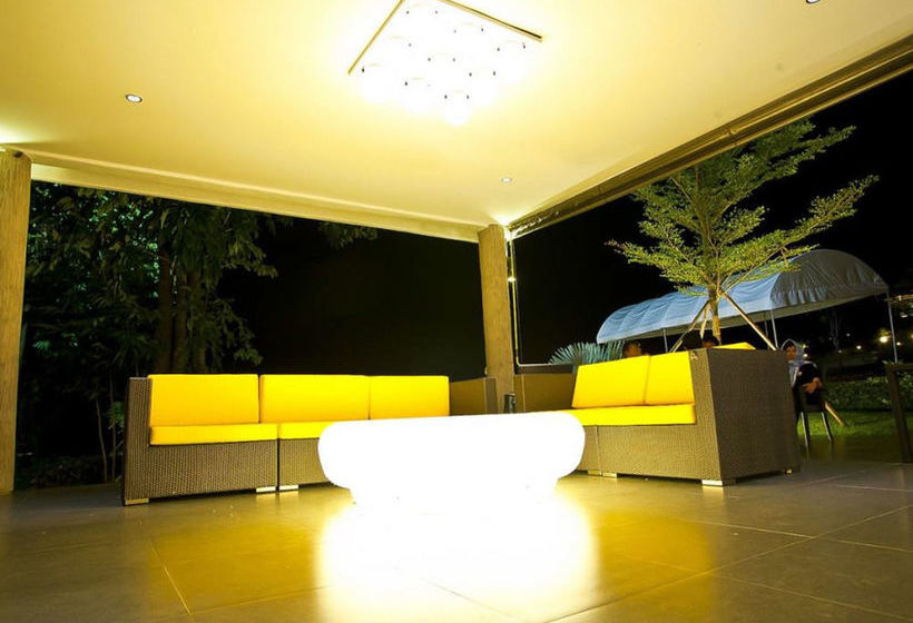 Hotel Chantara Valley Resort