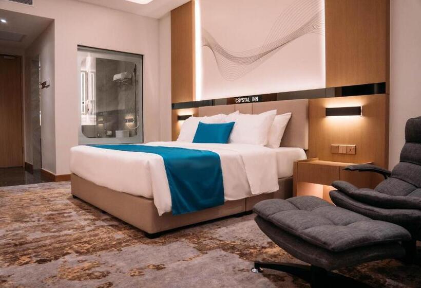 هتل Crystal Inn