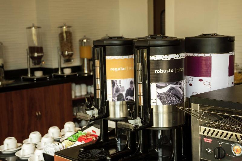هتل Hampton Inn San Luis Potosi