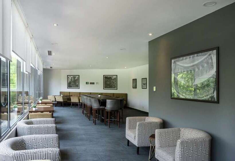هتل Hampton Inn San Luis Potosi