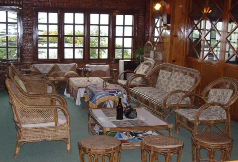 هتل Niva Niwa Lodge