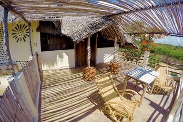 هتل Nzuwa Lodge