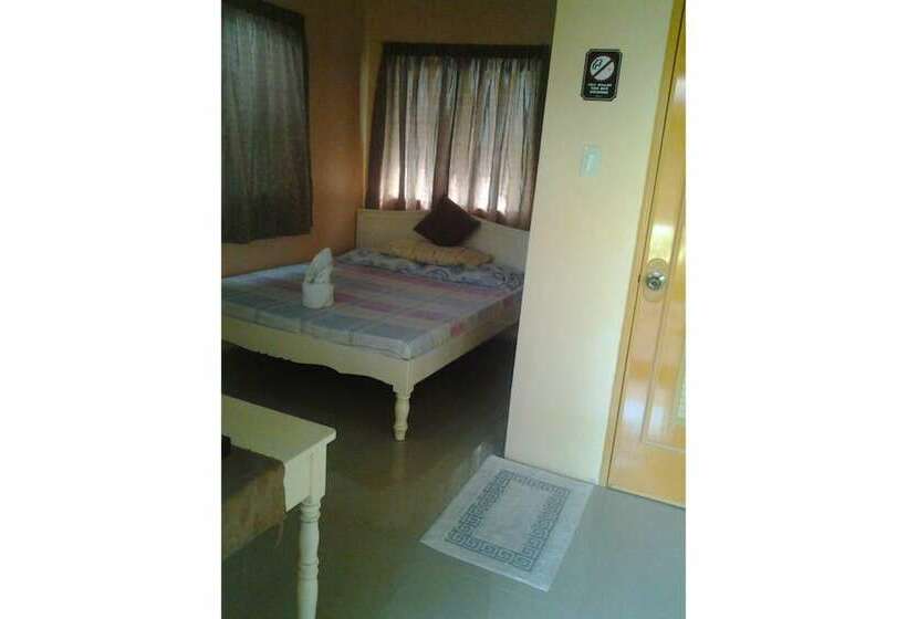 فندق Randys Bantayan Island Grill And Chill Resort