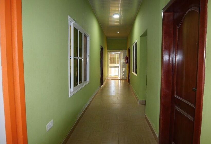 Bed & Breakfast Kofi Appiah Lodge