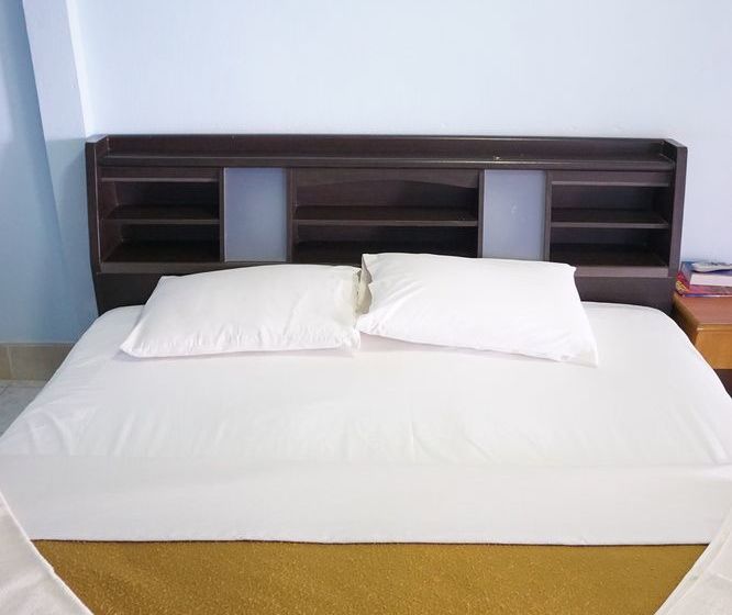 Hotel Boonchu Bangburd Resort At Chumphon