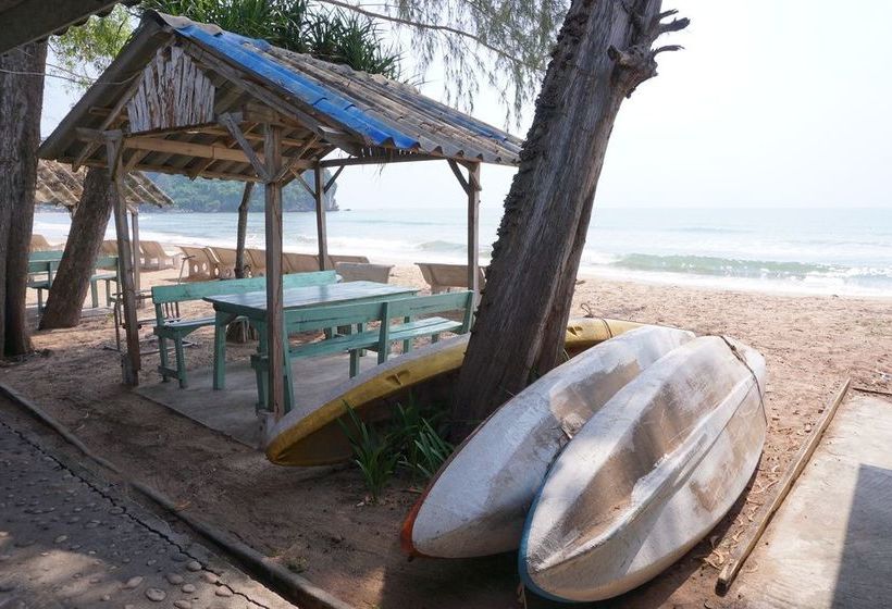 Hotel Boonchu Bangburd Resort At Chumphon