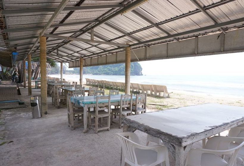 Hotel Boonchu Bangburd Resort At Chumphon