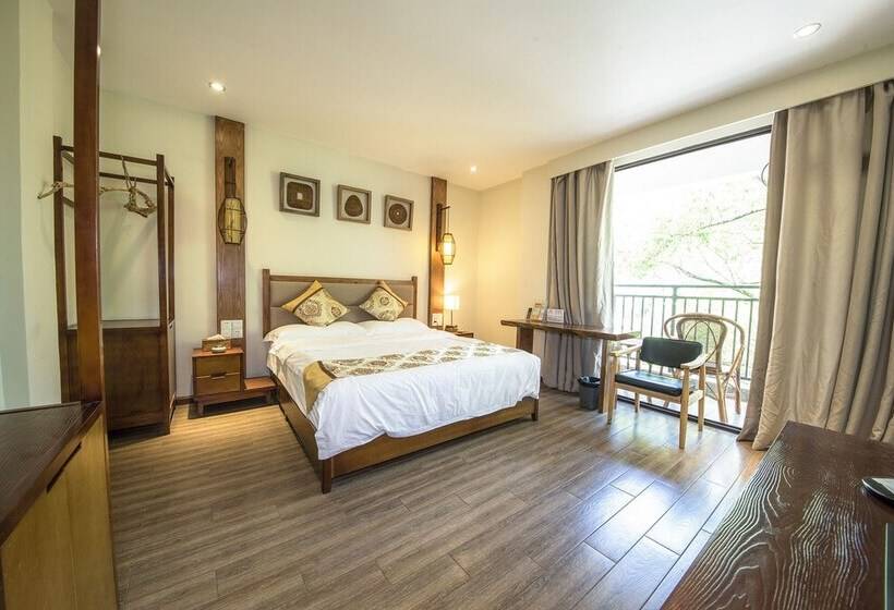 בית מלון כפרי Dongfang Tianshe Resort