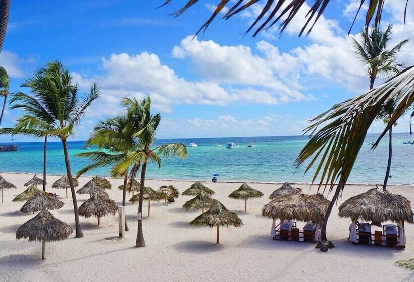 Fotos del hotel Ducassi Suites Rooftop Pool Beach Club & Spa:  28