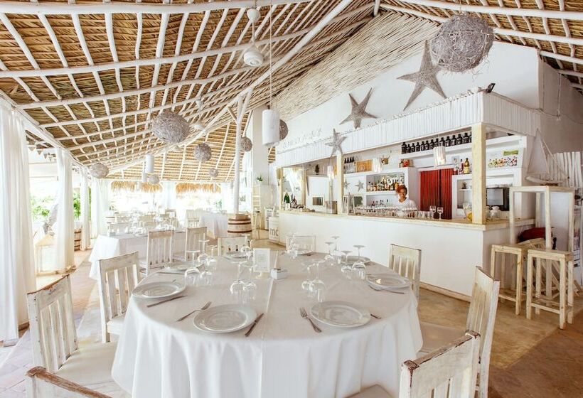 Fotos del hotel Ducassi Suites Rooftop Pool Beach Club & Spa:  20