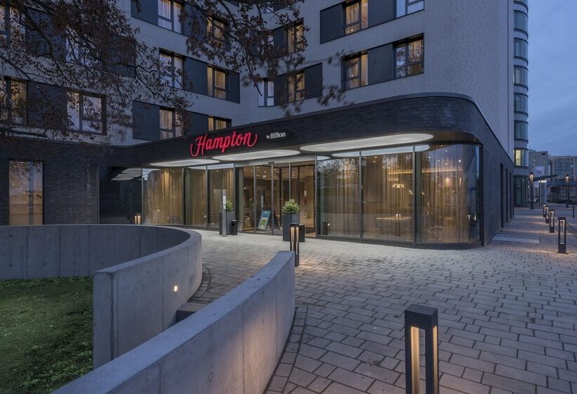 Fotos del hotel Hampton By Hilton Frankfurt Airport:  37