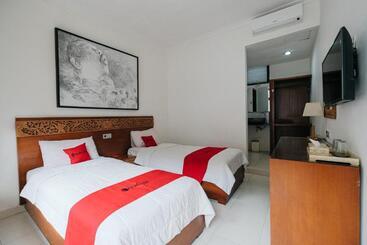هتل Reddoorz At Bali Kepundung Denpasar