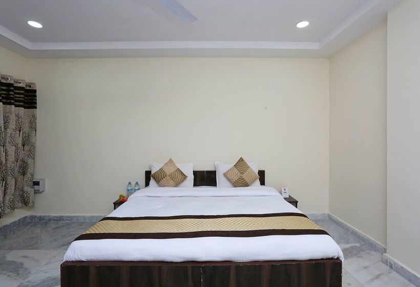 Отель Shree Krishna Spiritual Stay