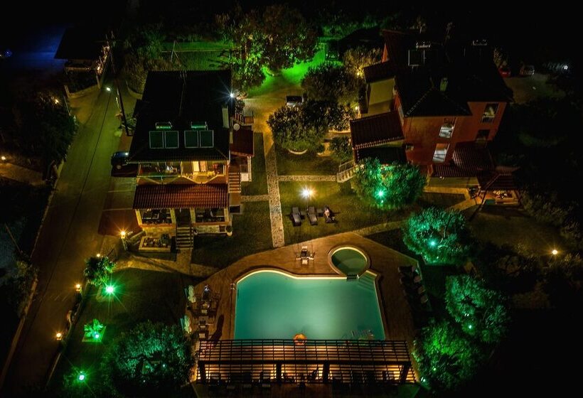 בית מלון כפרי Sunday Summer Resort