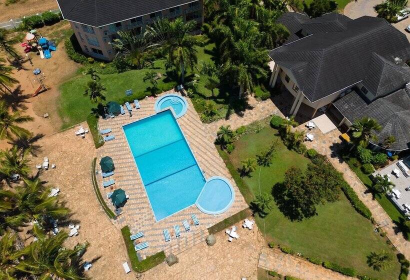 ホテル Tanga Beach Resort & Spa