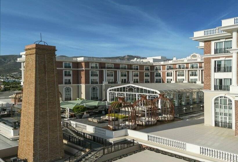 Kaya Palazzo Resort & Casino