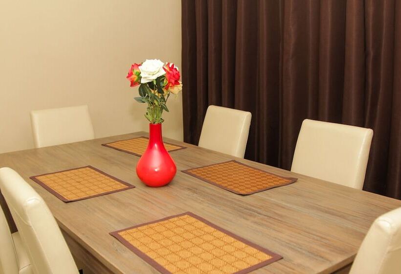 تختخواب و صبحانه Streets Of Gold Guest House