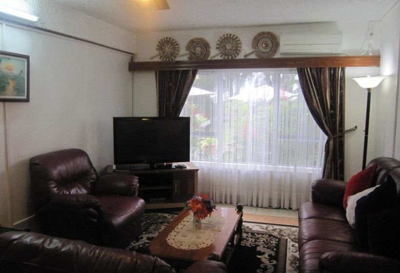 Captain Cook Apartments