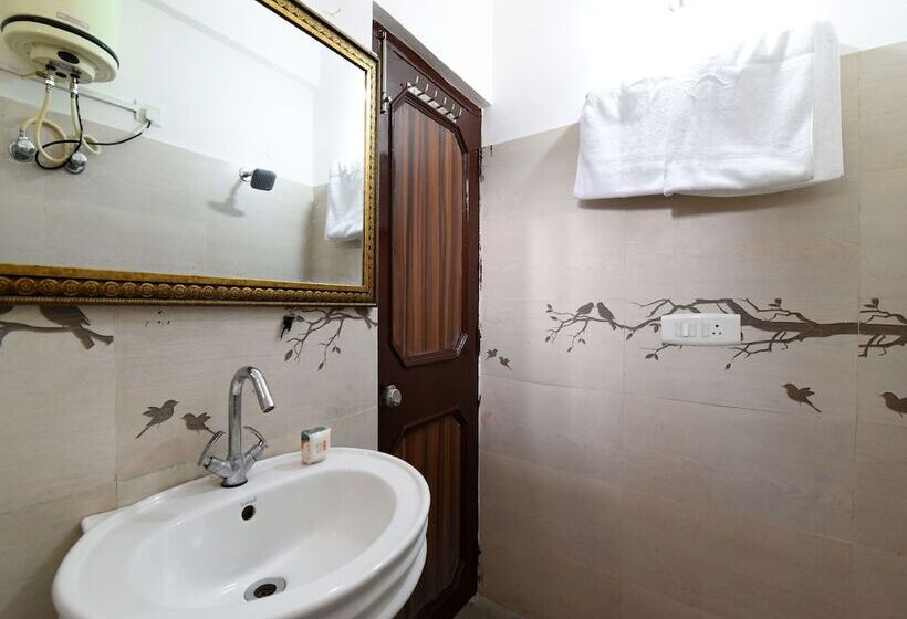 فندق Dev Villa Guest House