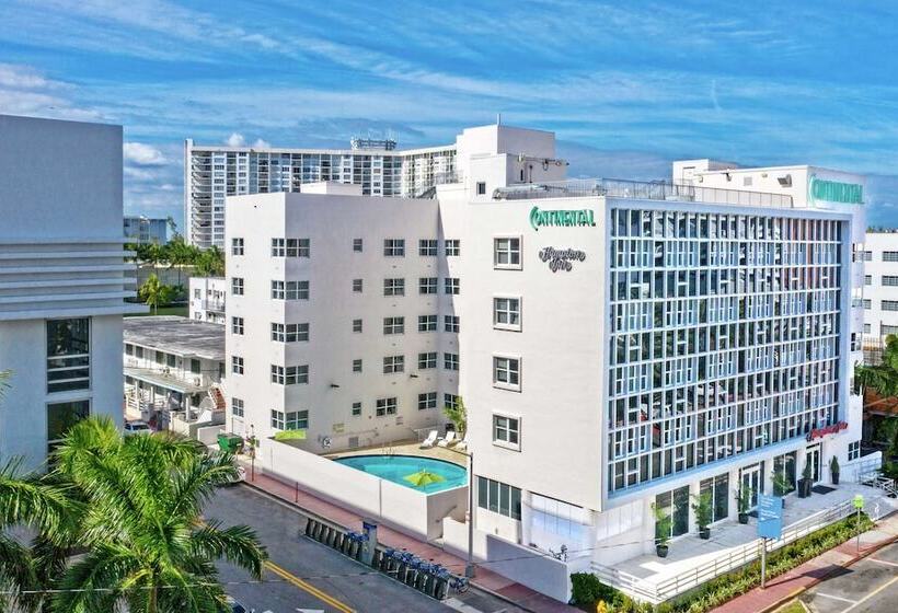 هتل Continental Miami Beach, Tapestry Collection By Hilton