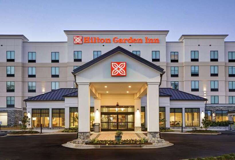 בית מלון כפרי Hilton Garden Inn Gastonia