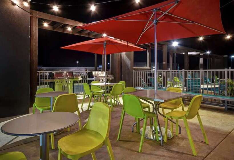 هتل Home2 Suites By Hilton Dothan