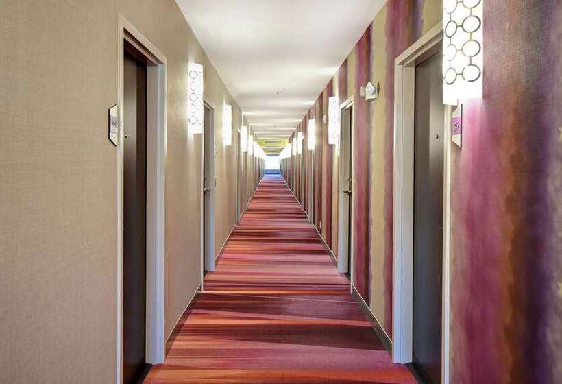هتل Home2 Suites By Hilton Dothan