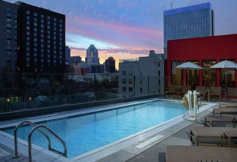 ホテル Homewood Suites By Hilton Austin Downtown