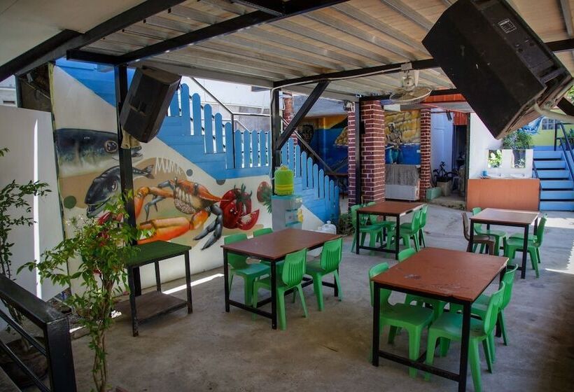 هتل Mama Resort