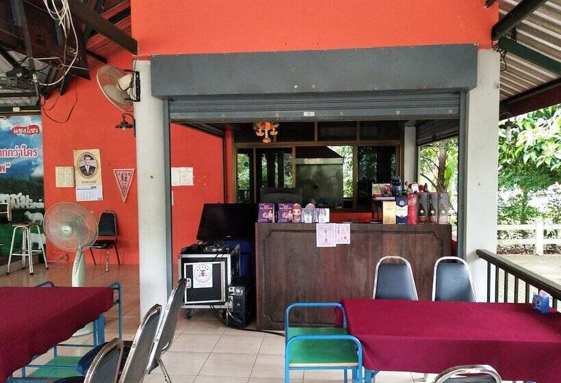 هتل Phetsangsom Resort