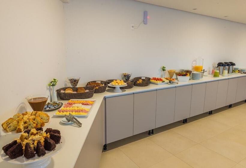 Tri Hotel São João Batista