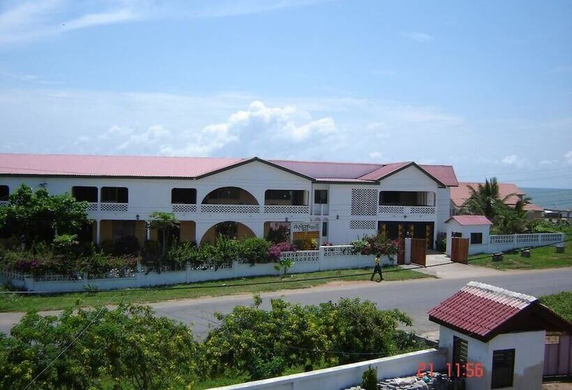 پانسیون Almond Tree Guest House