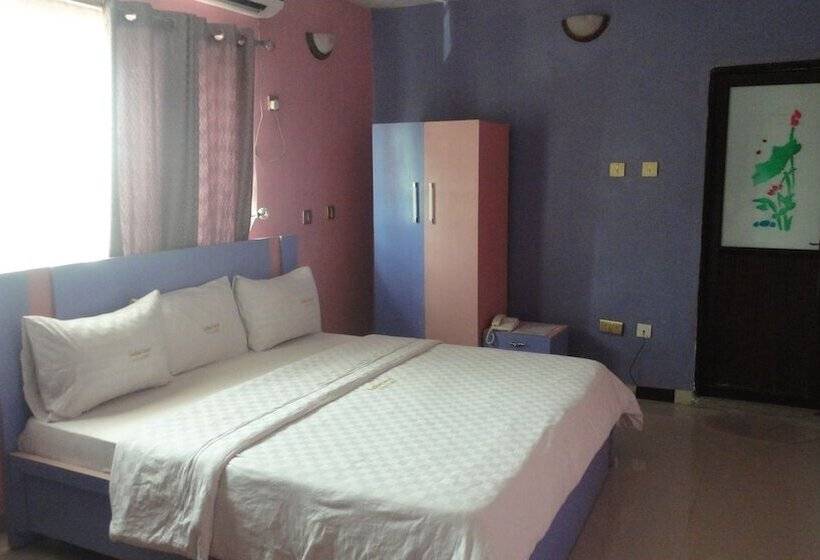 Southland Concept Hotel And Suites