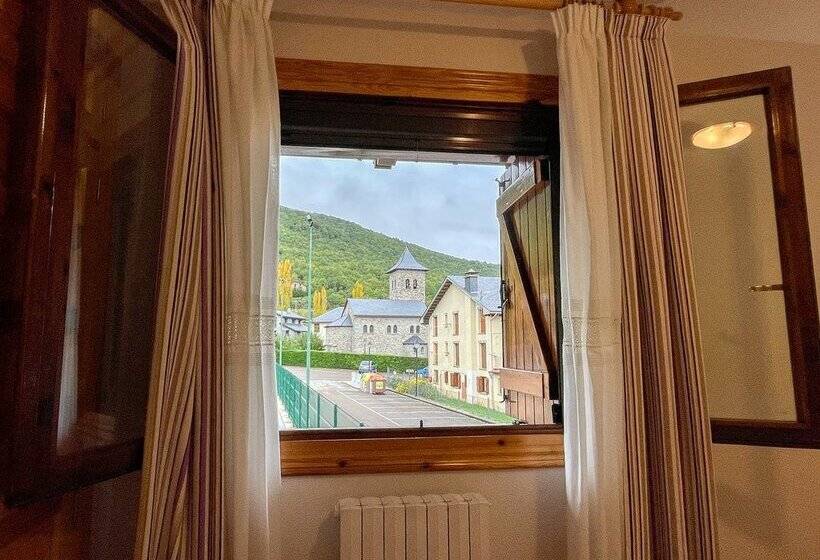 Apartamentos Gavín Biescas 3000