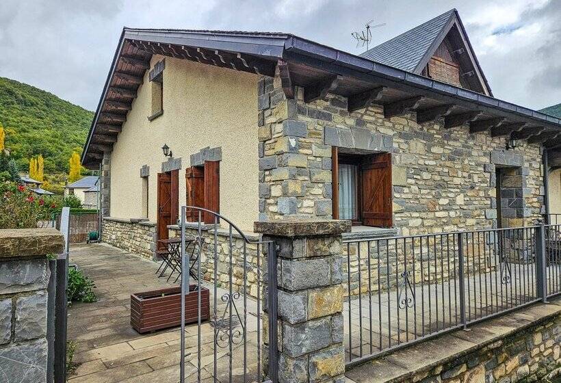 Apartamentos Gavín Biescas 3000