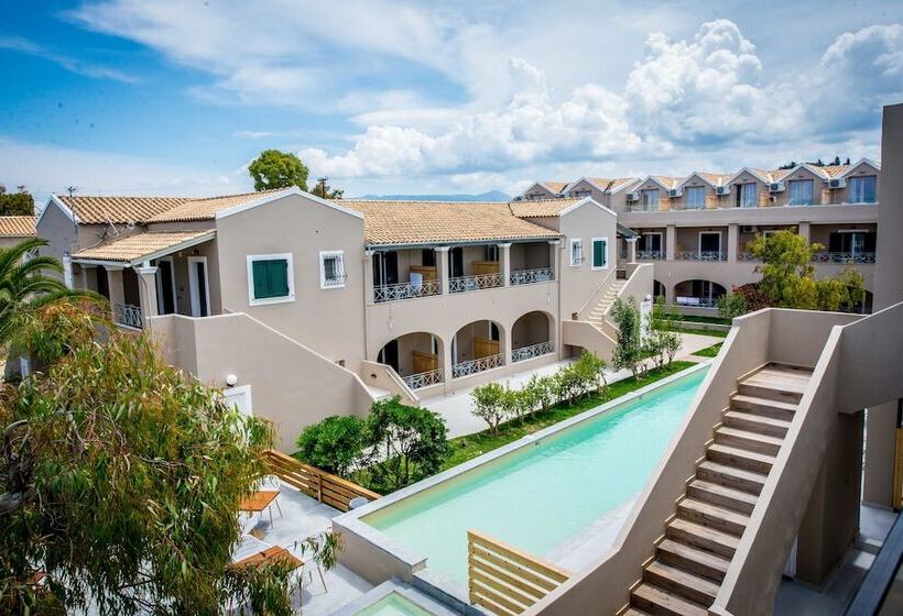 هتل Amour Holiday Resort