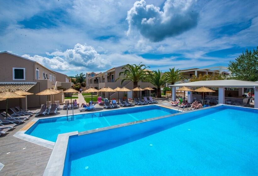 هتل Amour Holiday Resort
