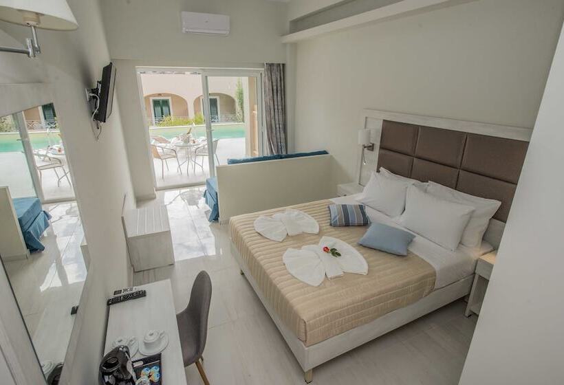 هتل Amour Holiday Resort