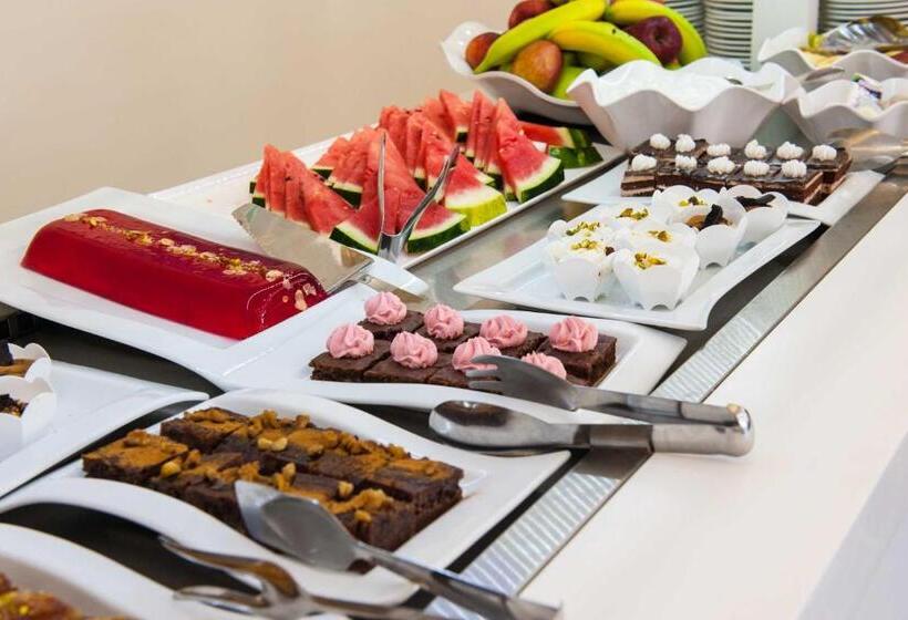 هتل Amour Holiday Resort