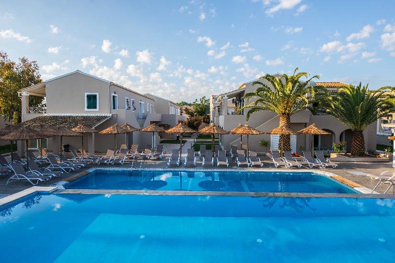 هتل Amour Holiday Resort