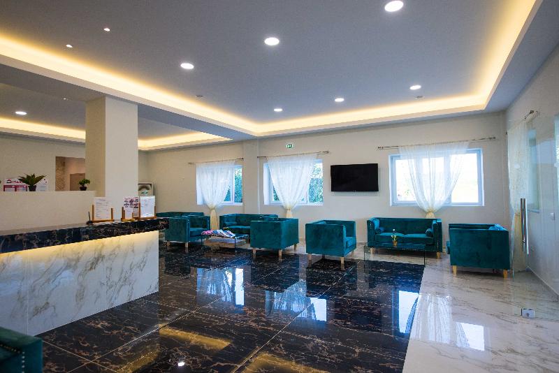 هتل Amour Holiday Resort