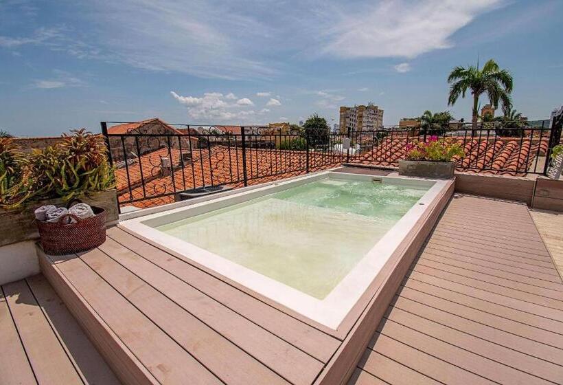 هتل Casa La Factoria By Faranda Boutique, A Member Of Radisson Individuals