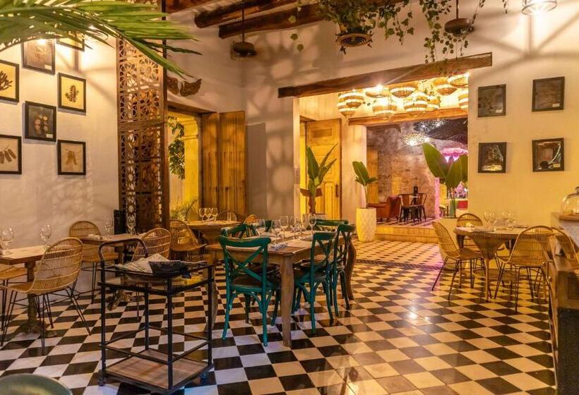 هتل Casa La Factoria By Faranda Boutique, A Member Of Radisson Individuals